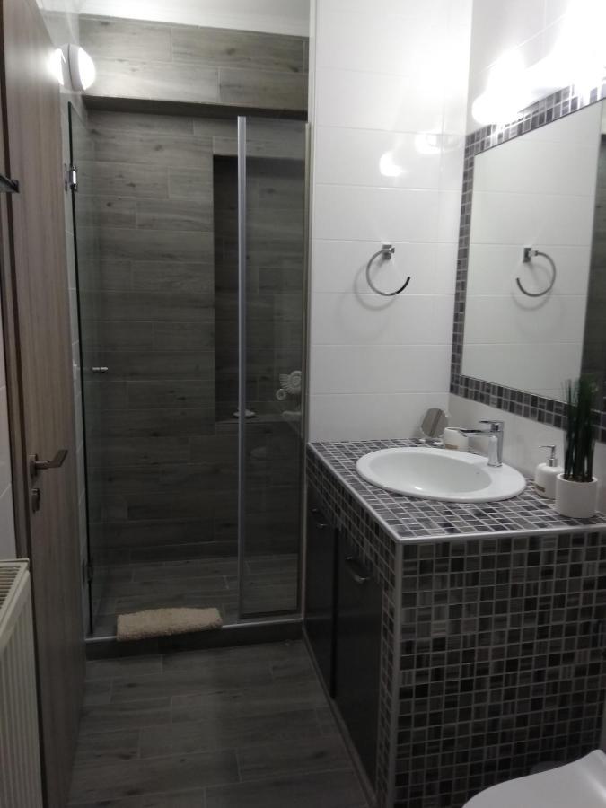 Arxontia 2 Apartment Каламата Екстериор снимка
