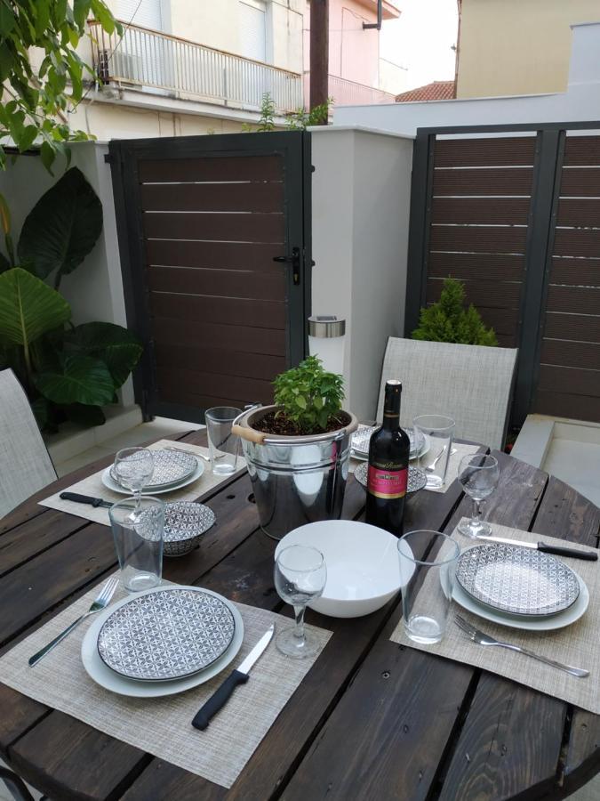 Arxontia 2 Apartment Каламата Екстериор снимка