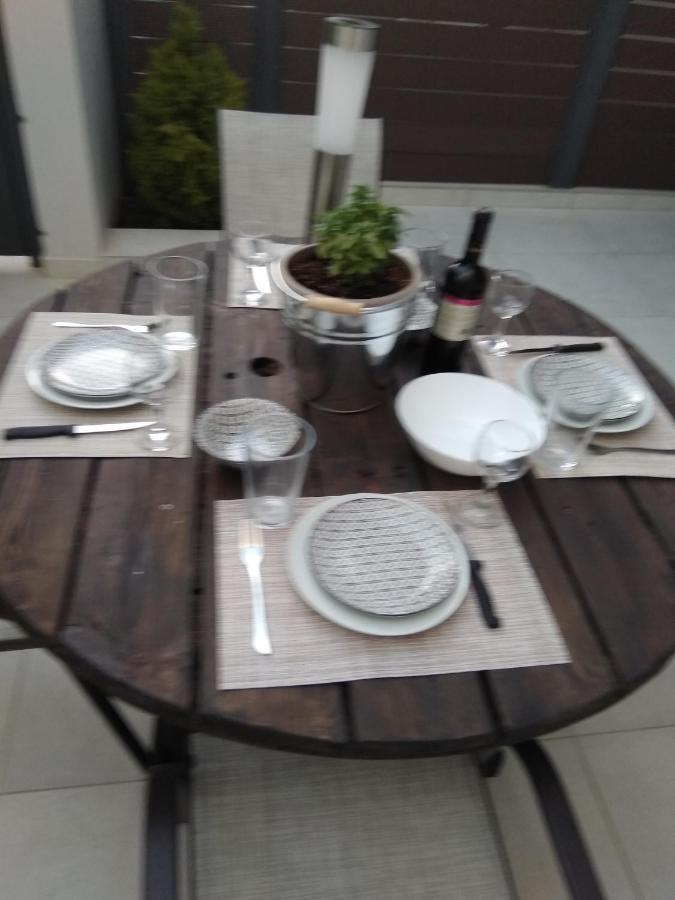 Arxontia 2 Apartment Каламата Екстериор снимка